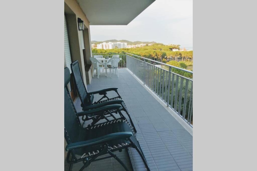 Apartamento Con Terraza En La Playa De La Fosca Паламос Екстериор снимка