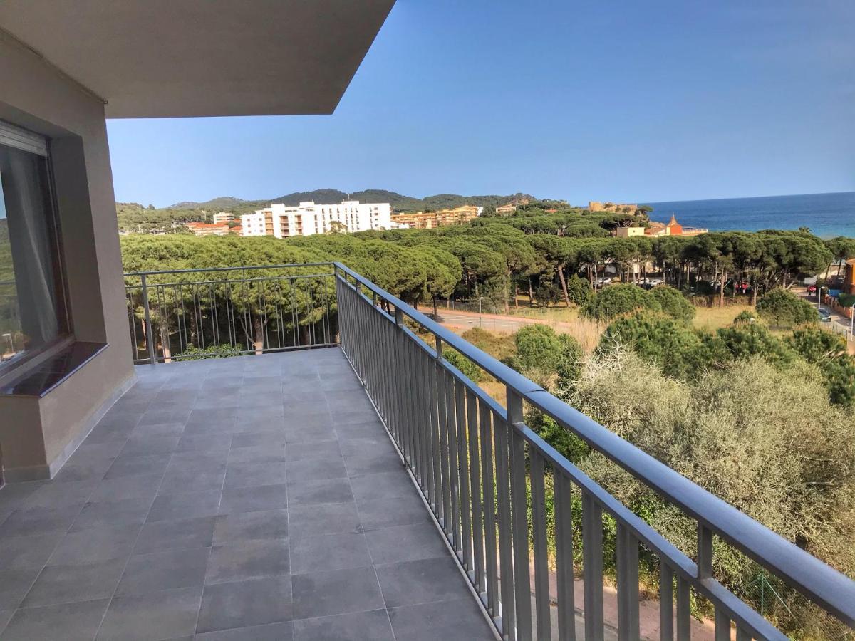 Apartamento Con Terraza En La Playa De La Fosca Паламос Екстериор снимка